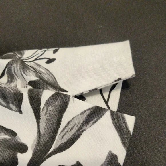 Erik Stewart. Floral Black and White Pants - Picture 6 of 9